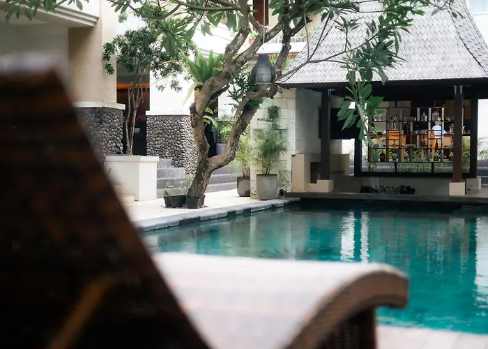 Fourteen Roses Beach Hotel Legian 